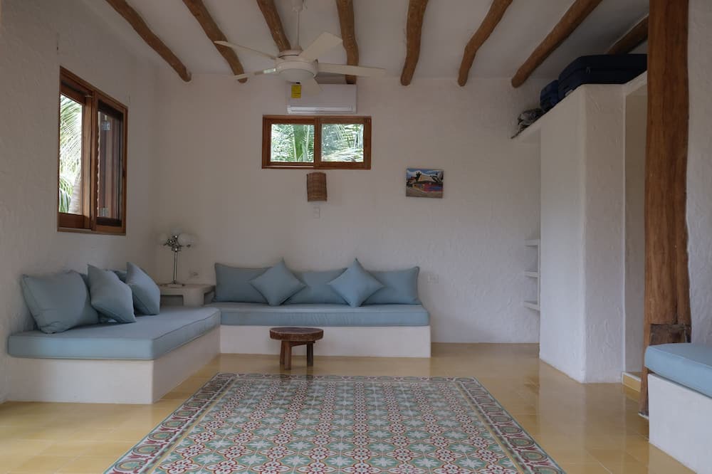 Photo of Livingroom in Downtown Holbox