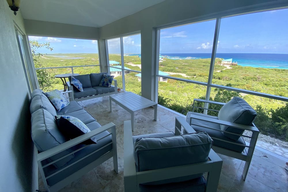 Photo of Outdoor in Conch Bar