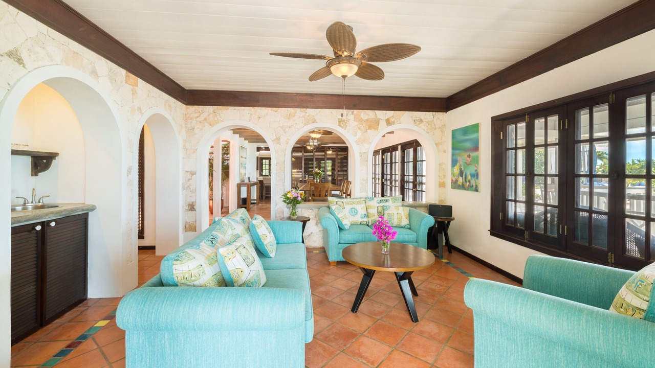 Photo of Livingroom in Ocean Point
