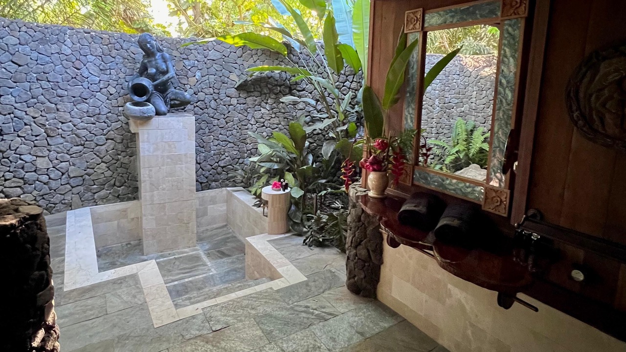 Photo of Bathroom in Nunue