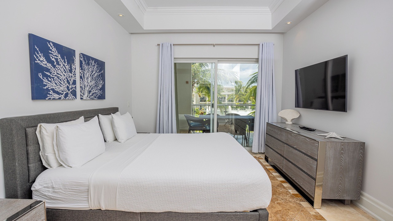Photo of Bedroom in Leeward Settlement