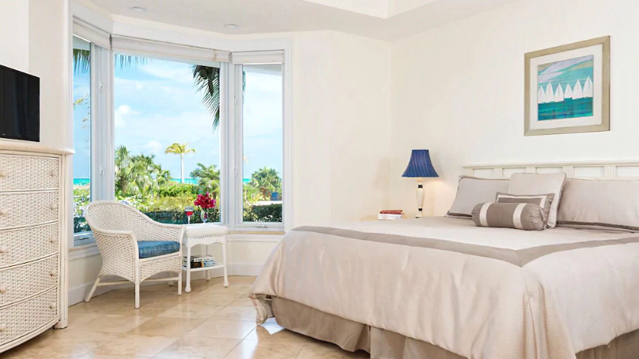 Photo of Bedroom in Grace Bay