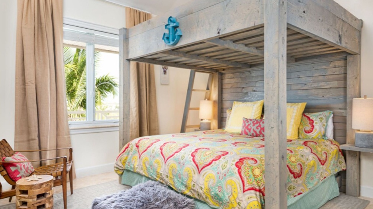 Photo of Bedroom in Grace Bay