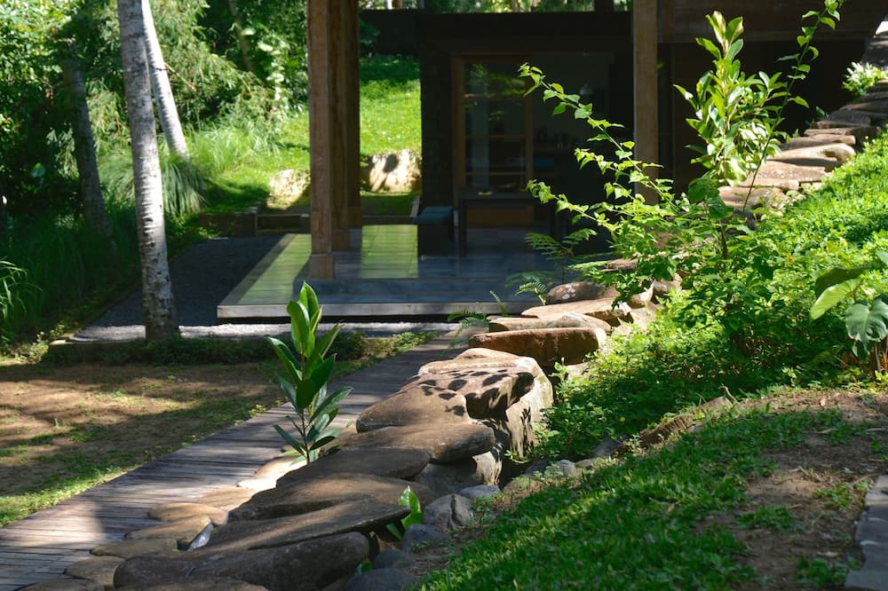 Photo of Outdoor in Mas