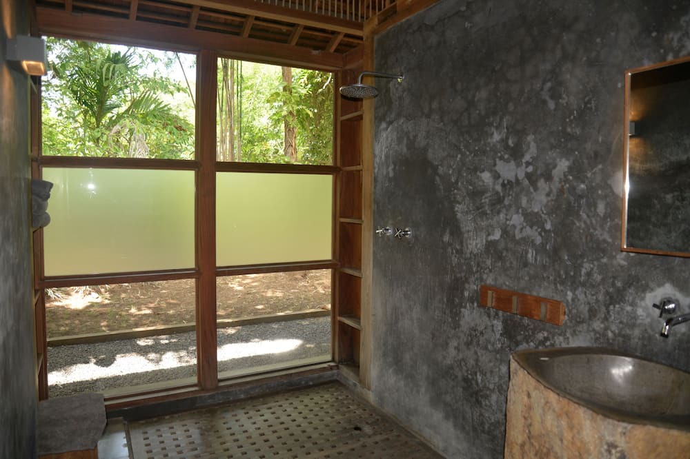 Photo of Bathroom in Mas