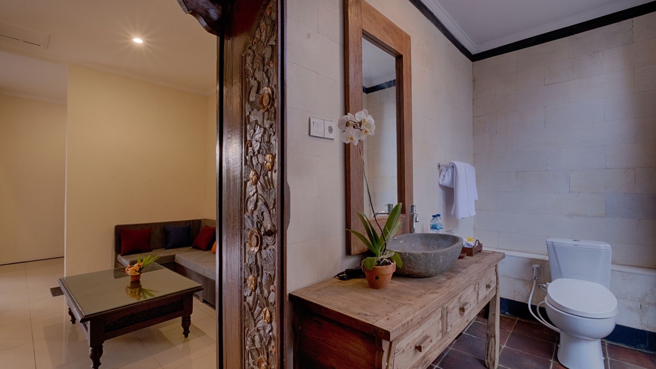 Photo of Bathroom in Keliki