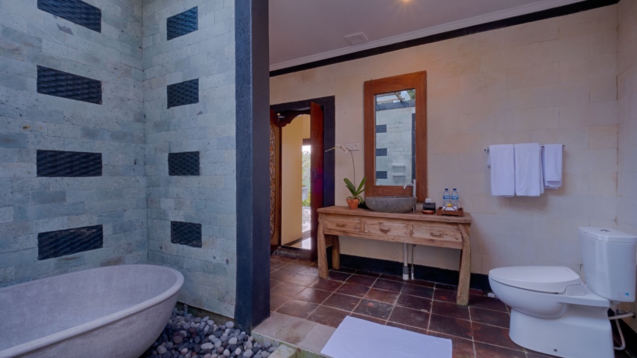Photo of Bathroom in Keliki