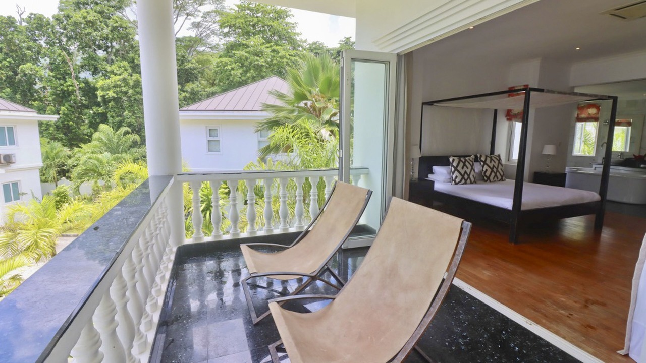 Photo of Bedroom in Beau Vallon