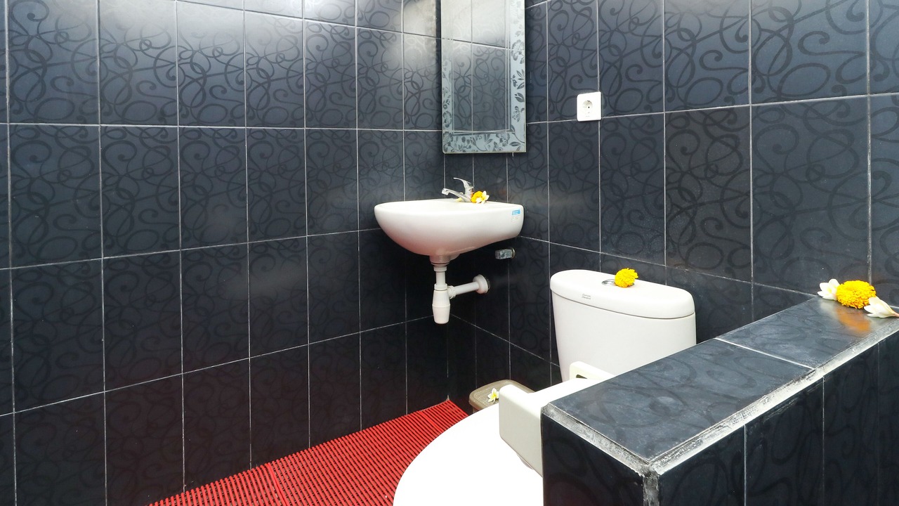 Photo of Bathroom in Gatot Subroto
