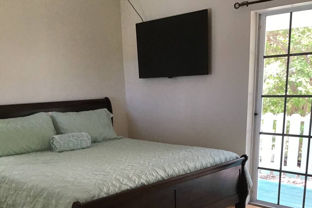 Photo of Bedroom in Discovery Bay