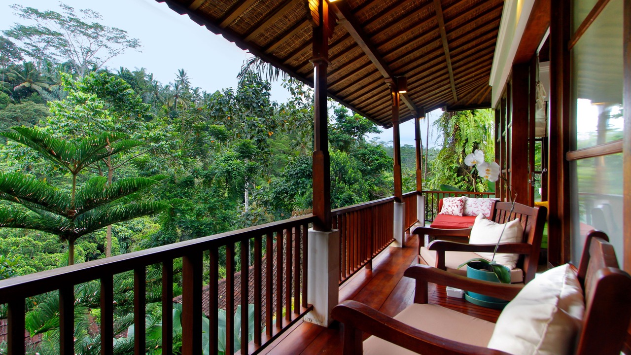 Photo of Patio Balcony in Kenderan