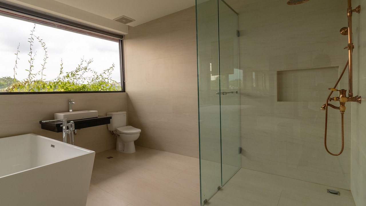 Photo of Bathroom in Panjer