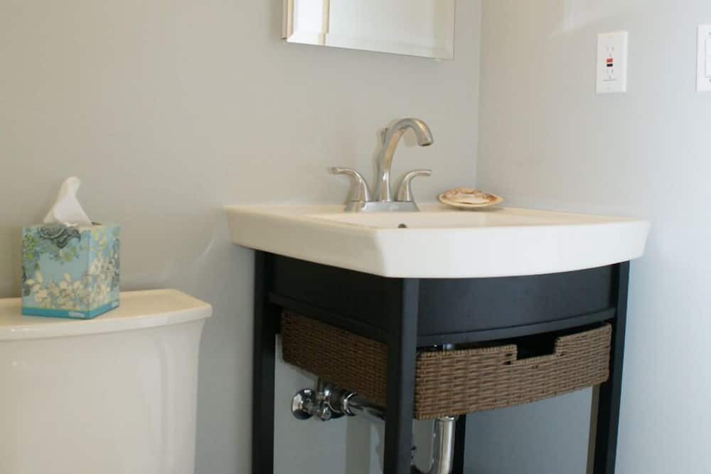 Photo of Bathroom in Watsonville