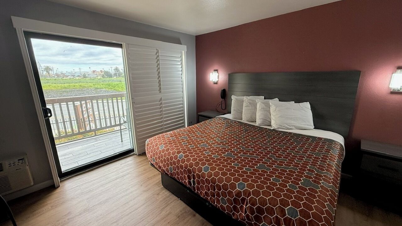 Photo of Bedroom in Westside Santa Cruz