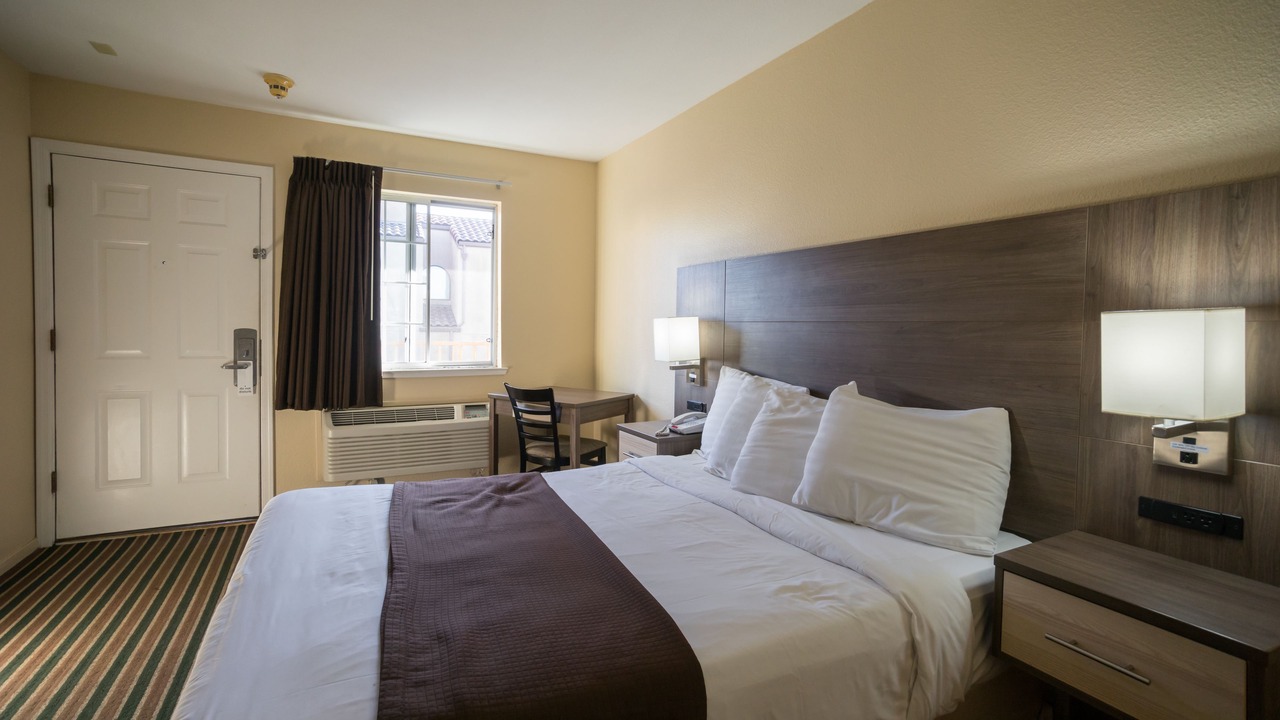 Photo of Bedroom in Westside Santa Cruz