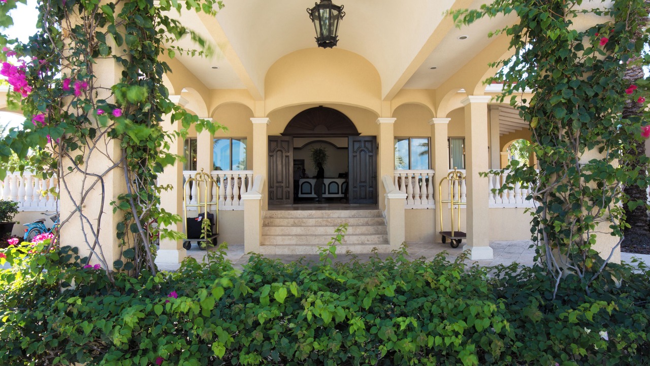 Photo of Outdoor in Grace Bay