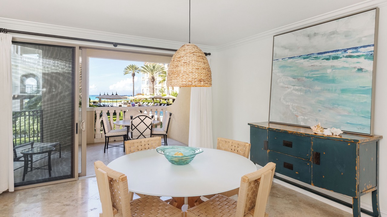 Photo of Livingroom in Grace Bay
