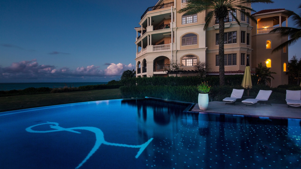 Photo of Outdoor in Grace Bay