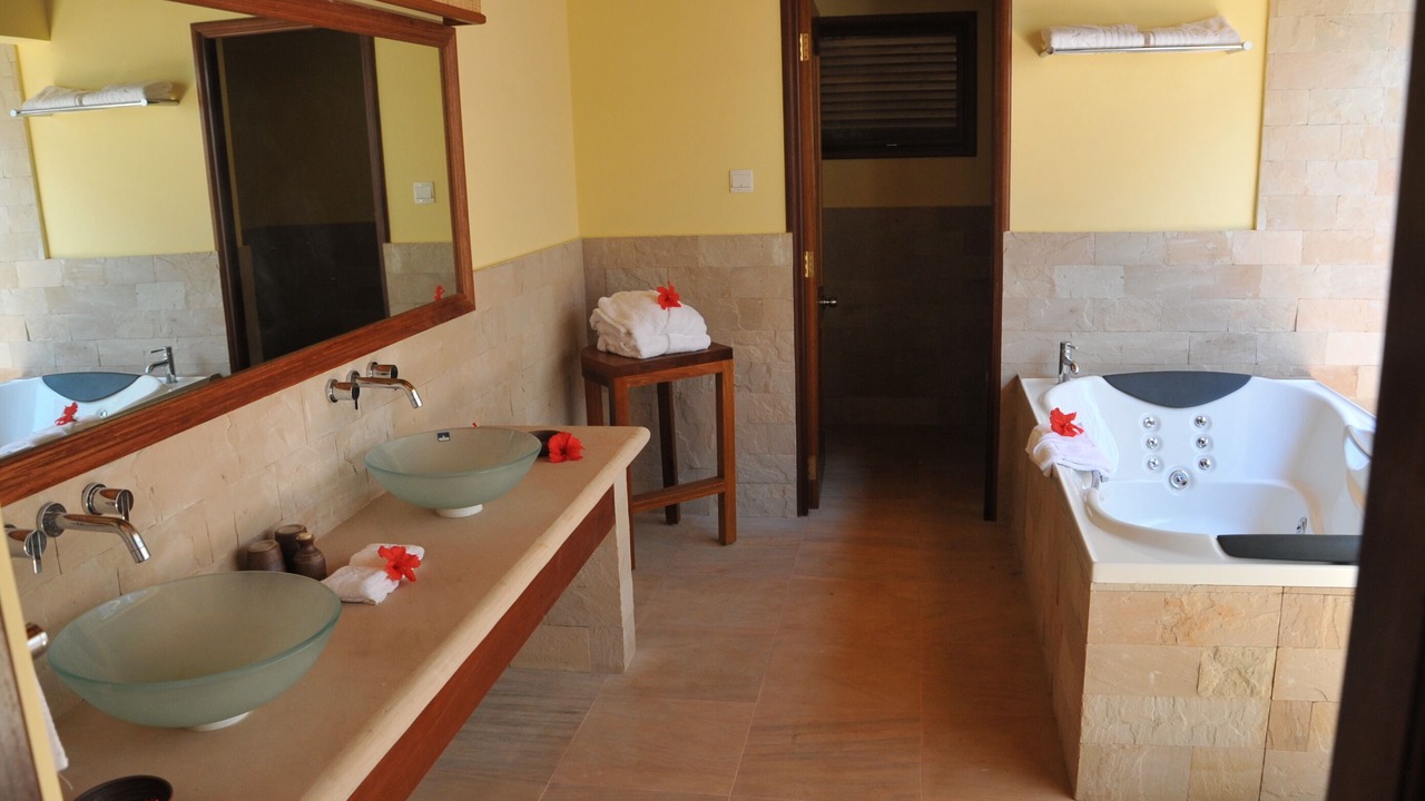Photo of Bedroom in Cerf Island