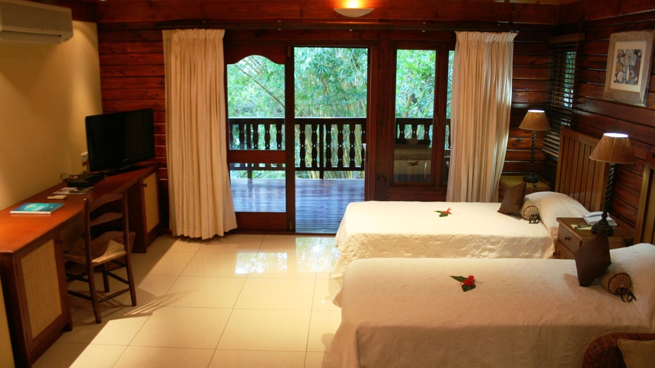 Photo of Bedroom in Cerf Island