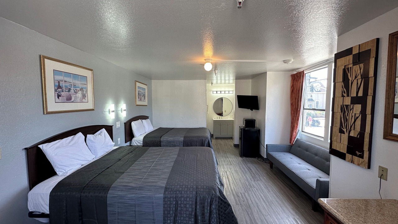 Photo of Bedroom in Westside Santa Cruz