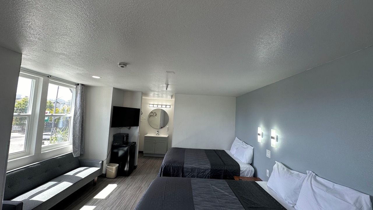 Photo of Bedroom in Westside Santa Cruz