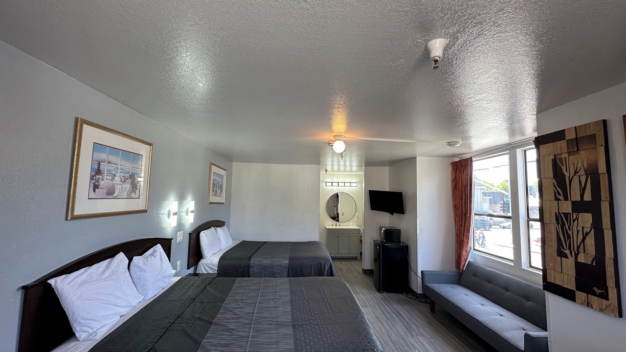 Photo of Bedroom in Westside Santa Cruz