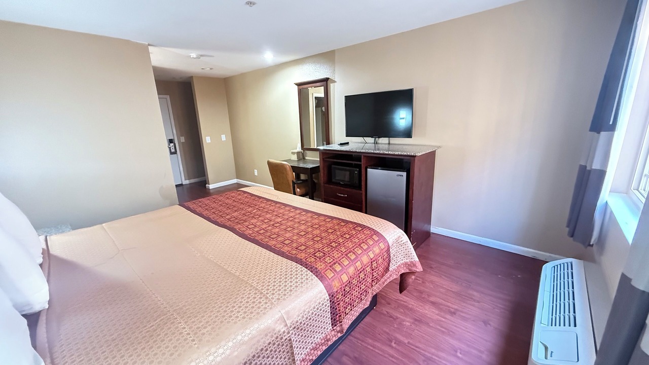 Photo of Bedroom in Watsonville