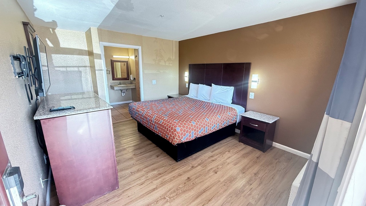 Photo of Bedroom in Watsonville