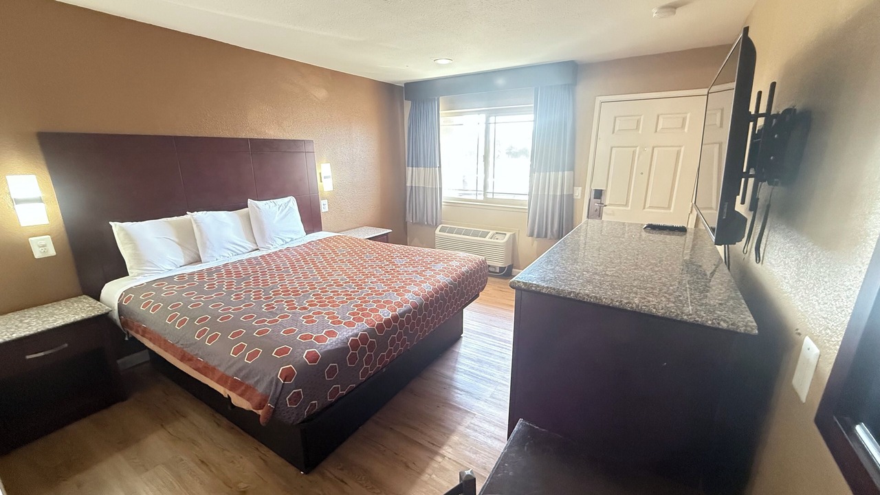 Photo of Bedroom in Watsonville