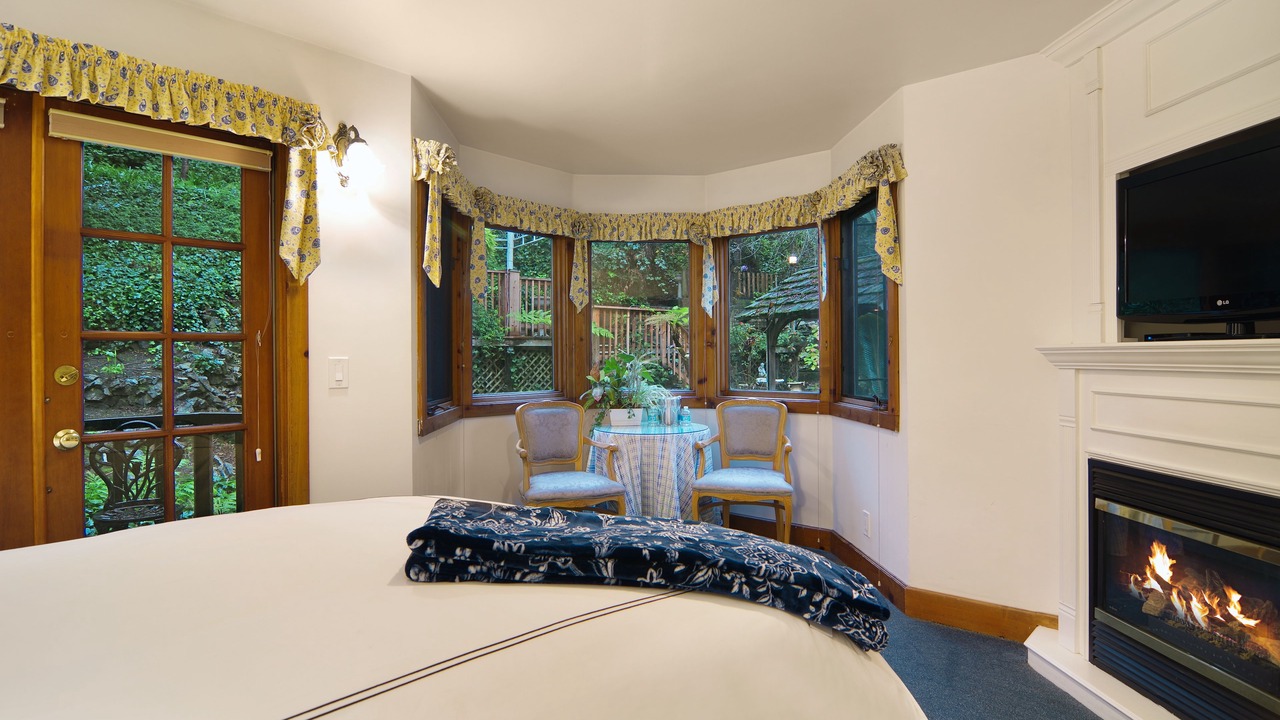 Photo of Bedroom in Westside Santa Cruz