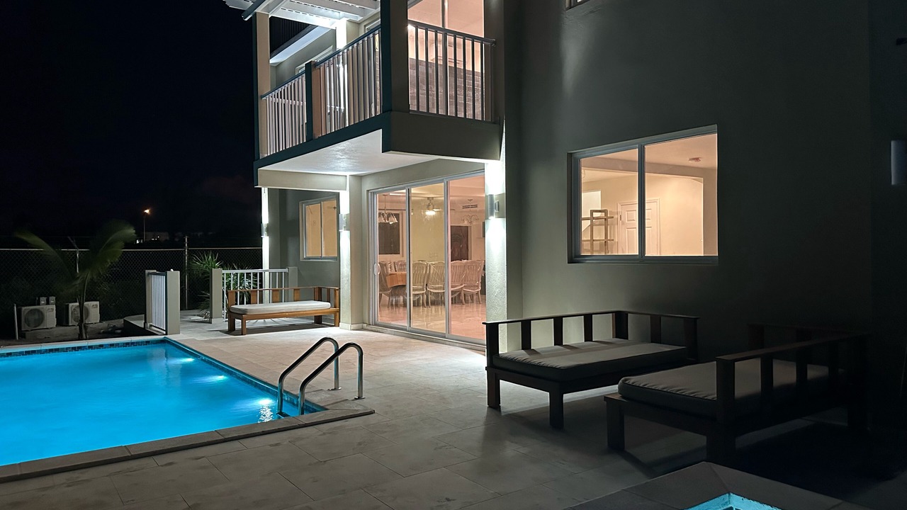 Photo of Bedroom in Grace Bay