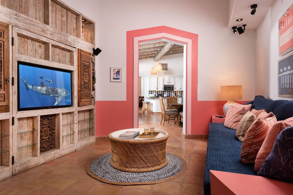 Photo of Livingroom in Ocean Point