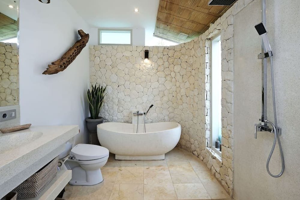 Photo of Bathroom in Andong
