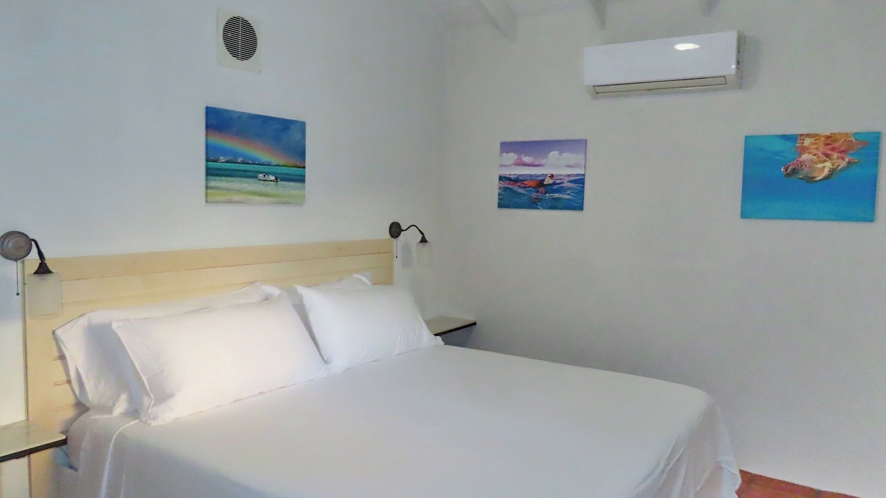 Photo of Bedroom in Venetian Road Settlement