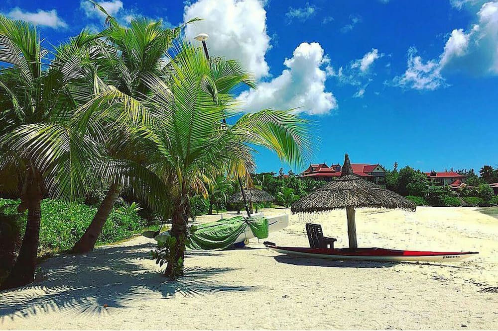 Photo of Others in Eden Island