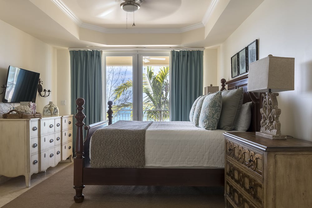 Photo of Others in Grace Bay