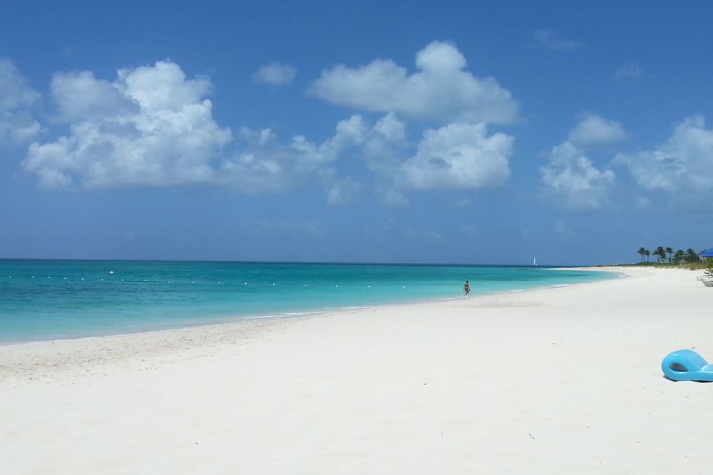 Photo of Others in Grace Bay