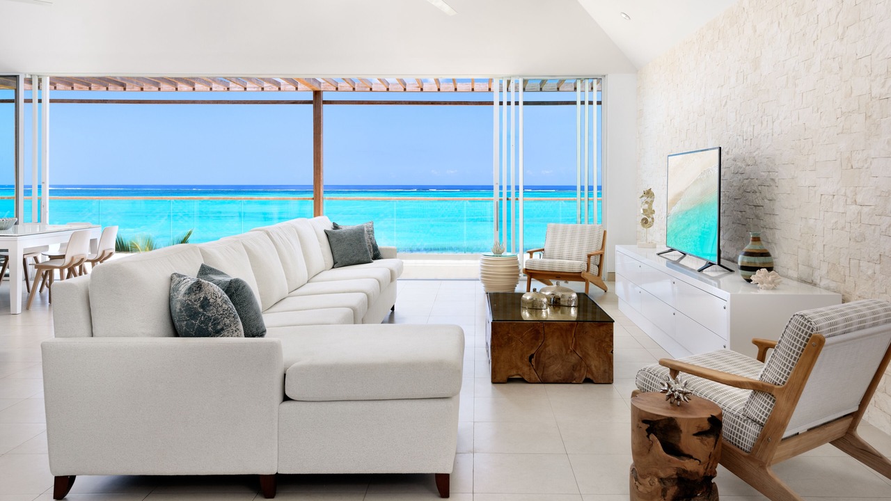 Photo of Outdoor in Grace Bay West
