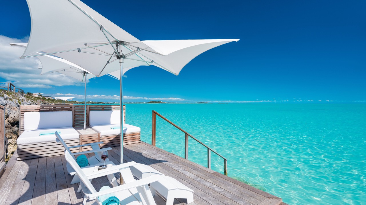 Photo of Patio Balcony in Grace Bay West
