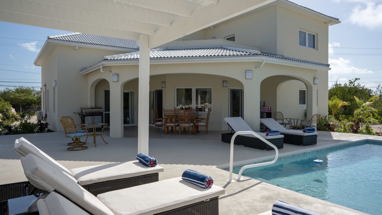 Photo of Patio Balcony in Long Bay Hills