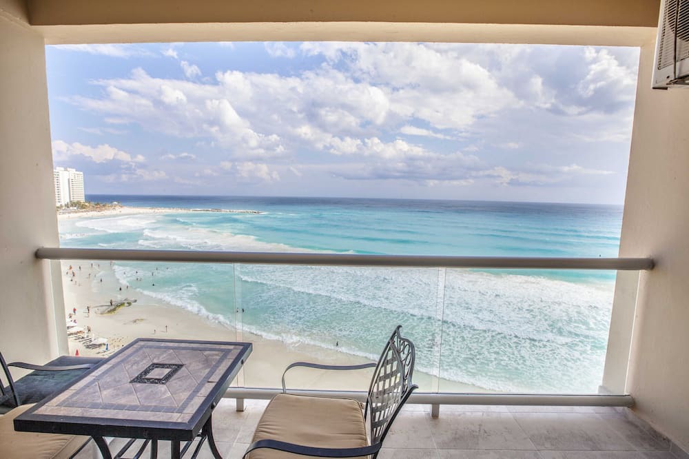 Photo of Patio Balcony in Punta Cancun