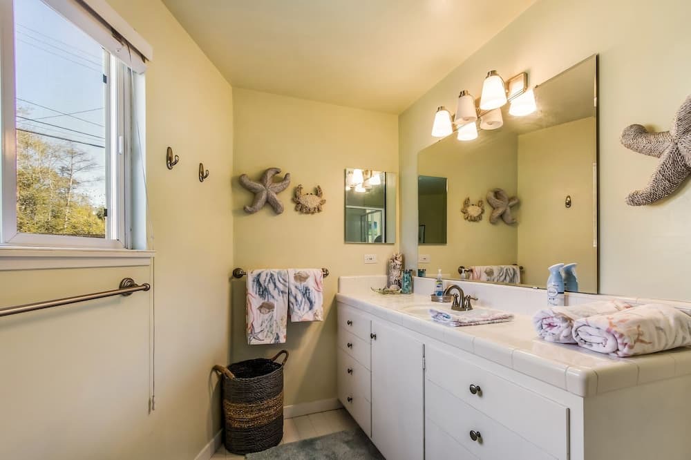 Photo of Bathroom in Aptos