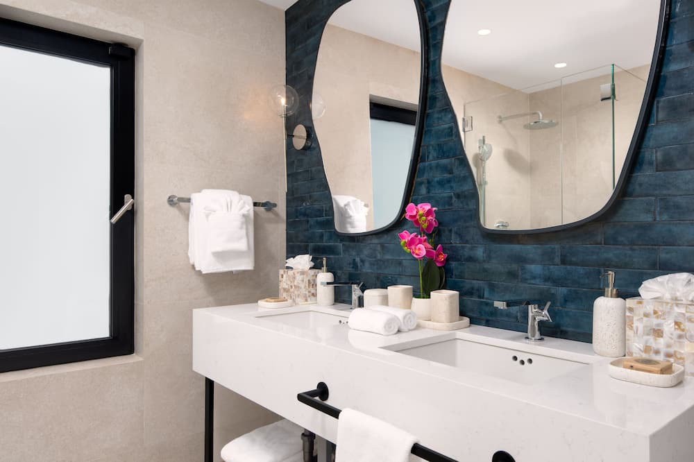 Photo of Bathroom in Ocean Point
