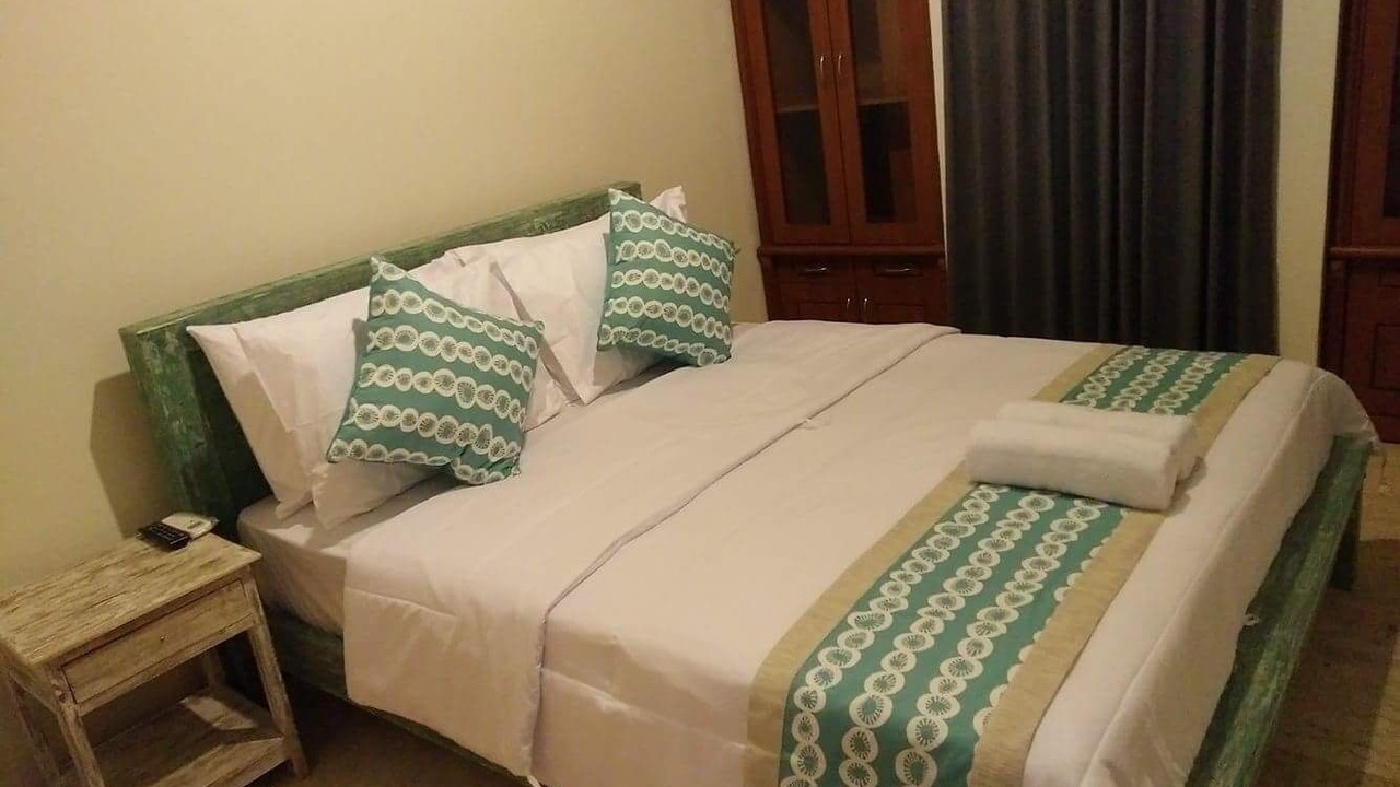 Photo of Bedroom in Kartika Plaza