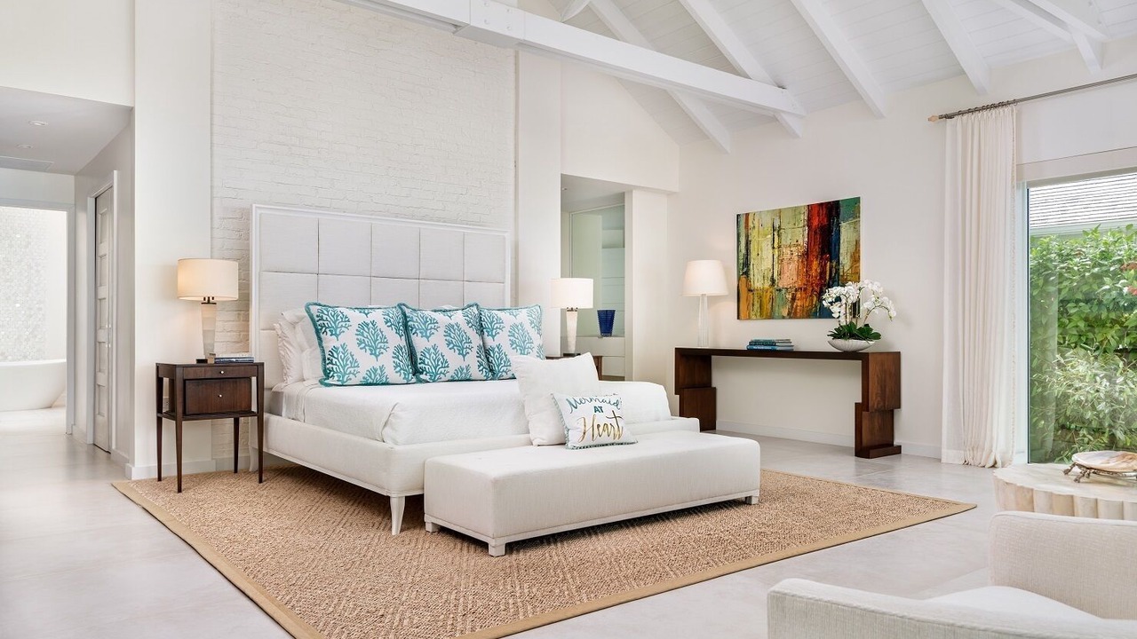 Photo of Livingroom in Leeward Settlement