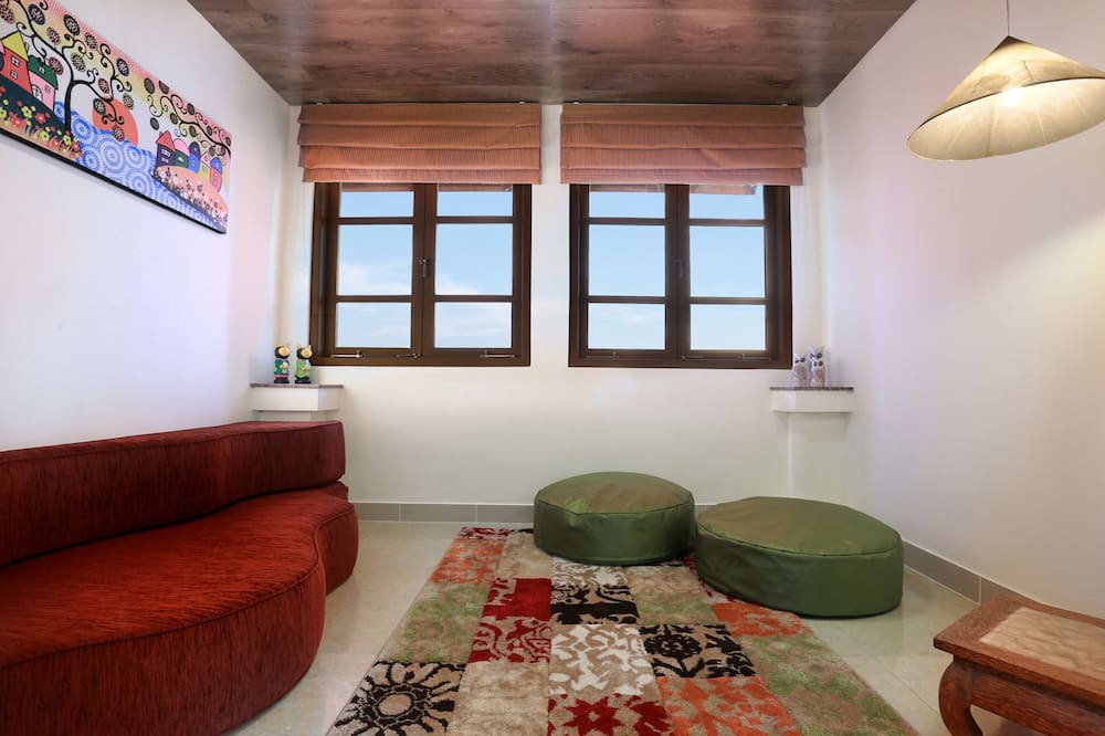 Photo of Bedroom in Mumbul