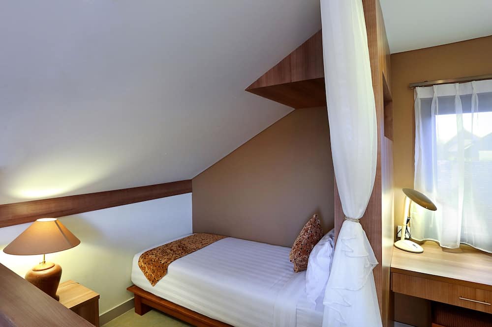 Photo of Bedroom in Mumbul