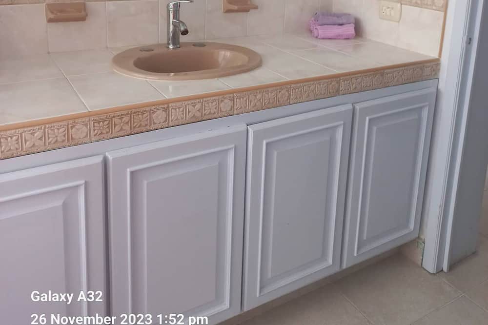 Photo of Bathroom in Colonia Adolfo Lopez Mateos