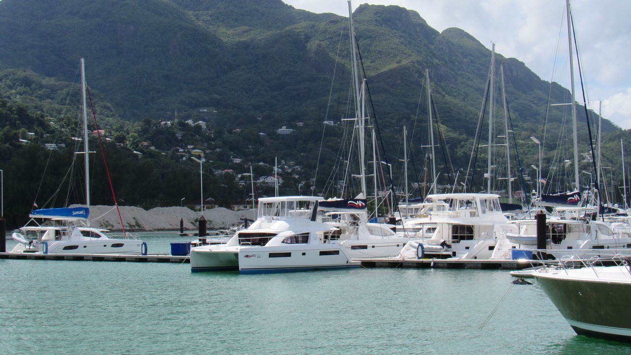 Photo of Others in Eden Island